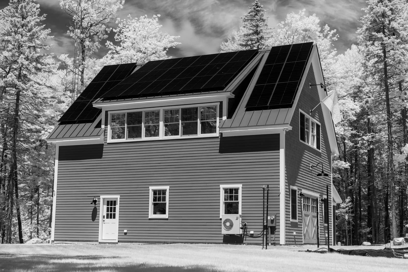 Energy-efficient house with solar panels